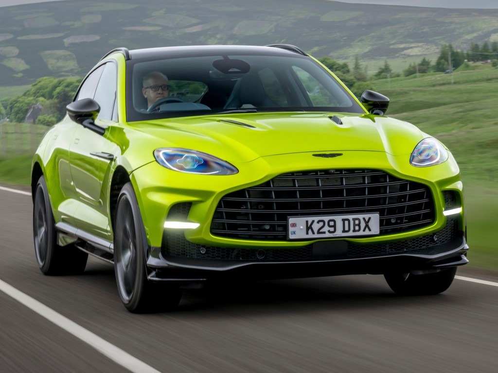 Aston Martin DBX G1F